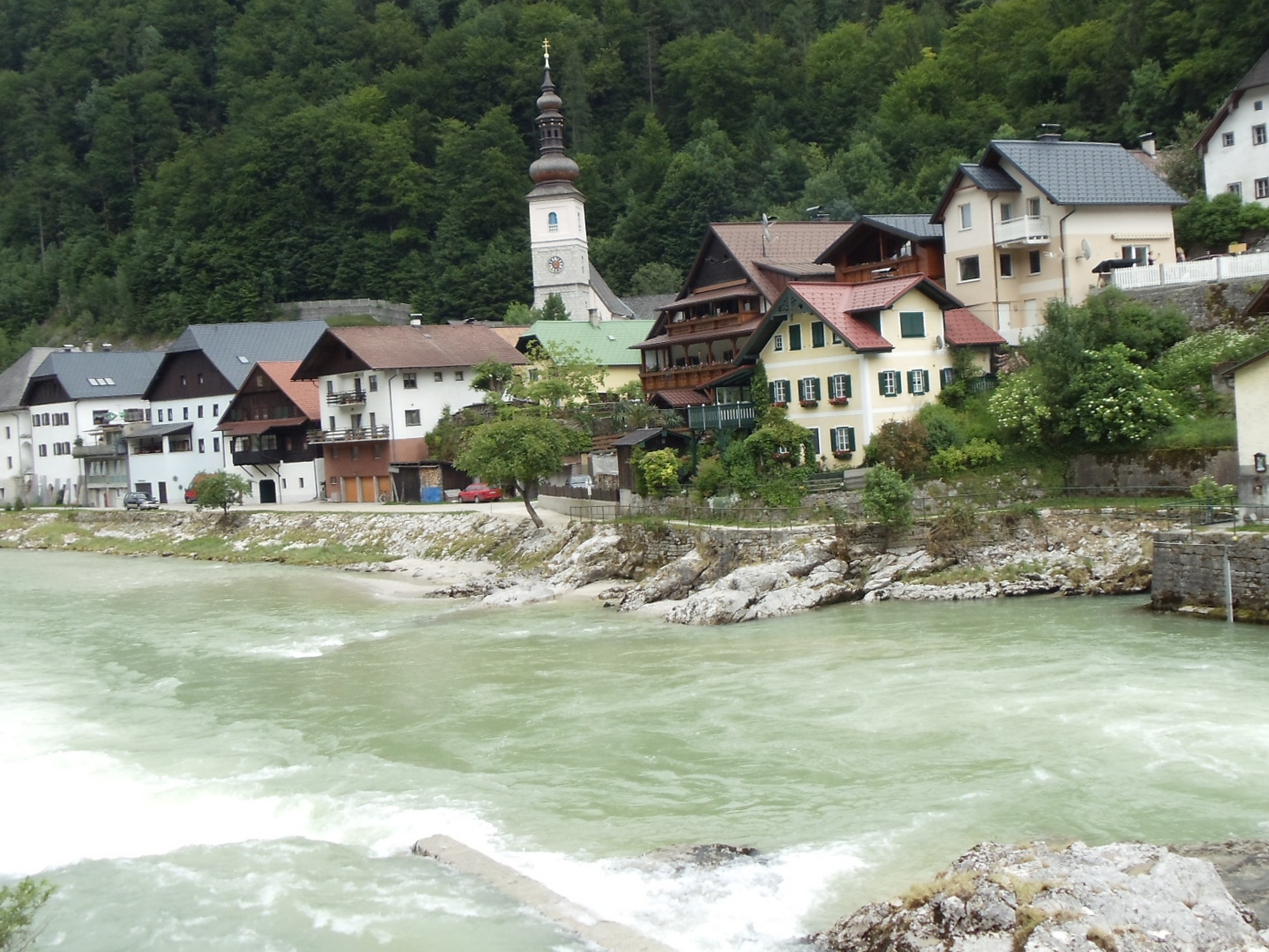 Lake Walking in Austria's Salzkammergut-11