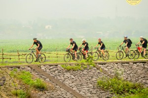 Mai Chau to Pu Luong Biking Tour