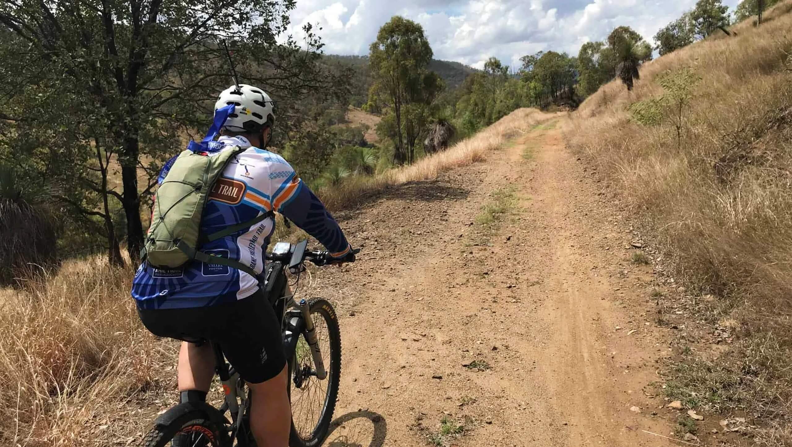 Brisbane Valley Rail Trail Cycling Tour