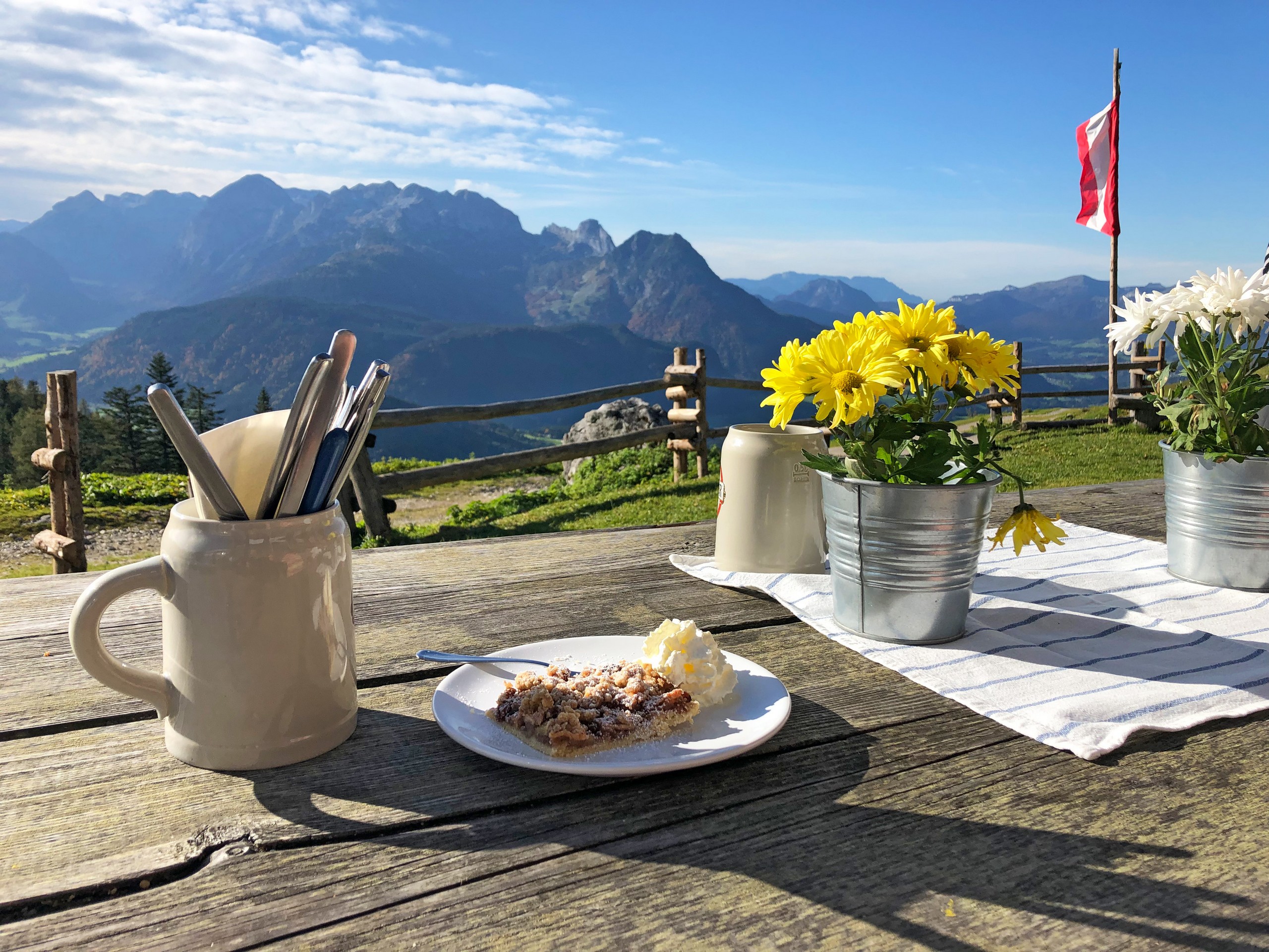 7-eurohike-wanderreisen-salzalpensteig-koenigssee-salzkammergut-einkehr-jausenhuette