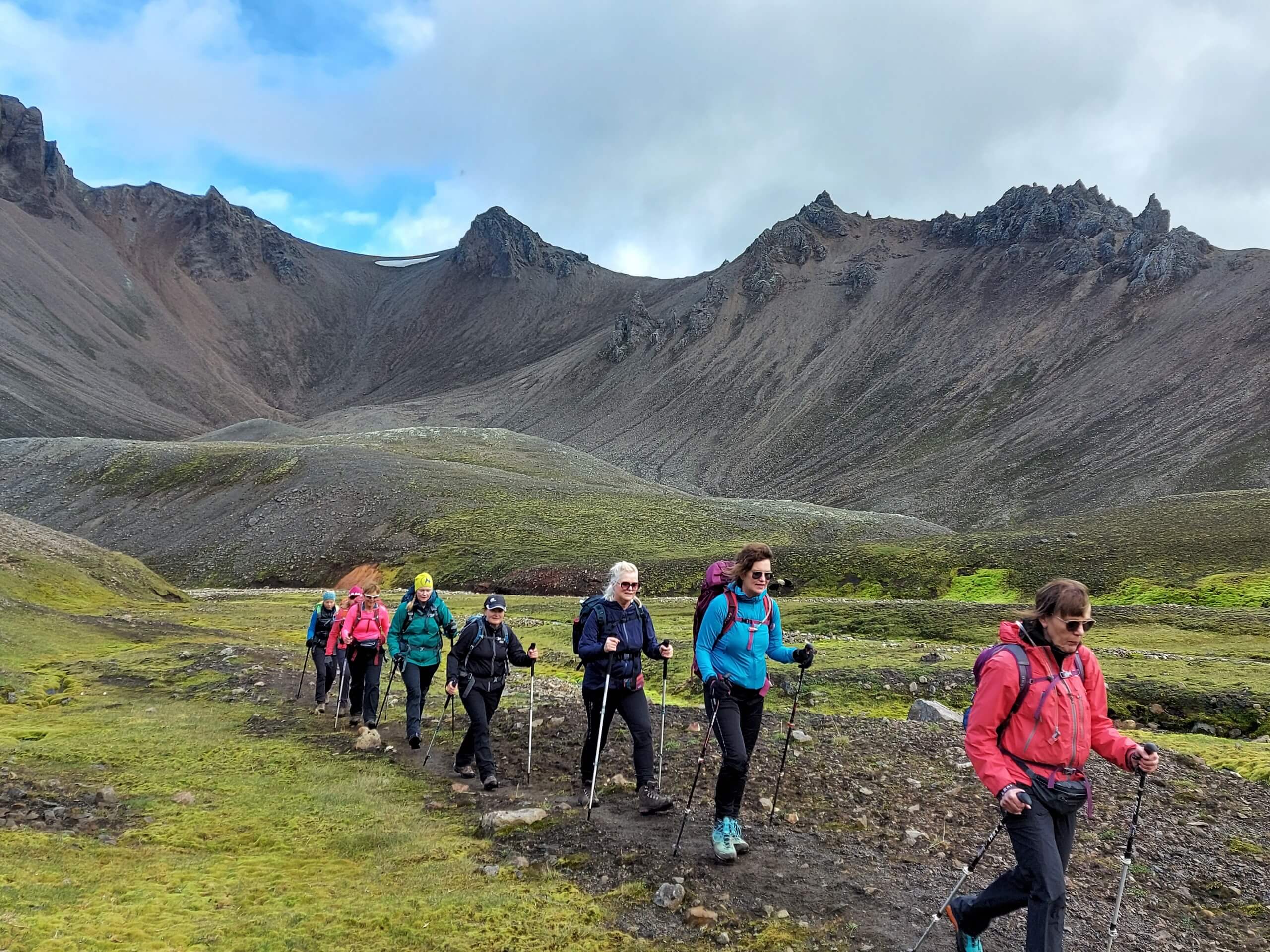 Hiking in Fjallabak Nature Reserve-8