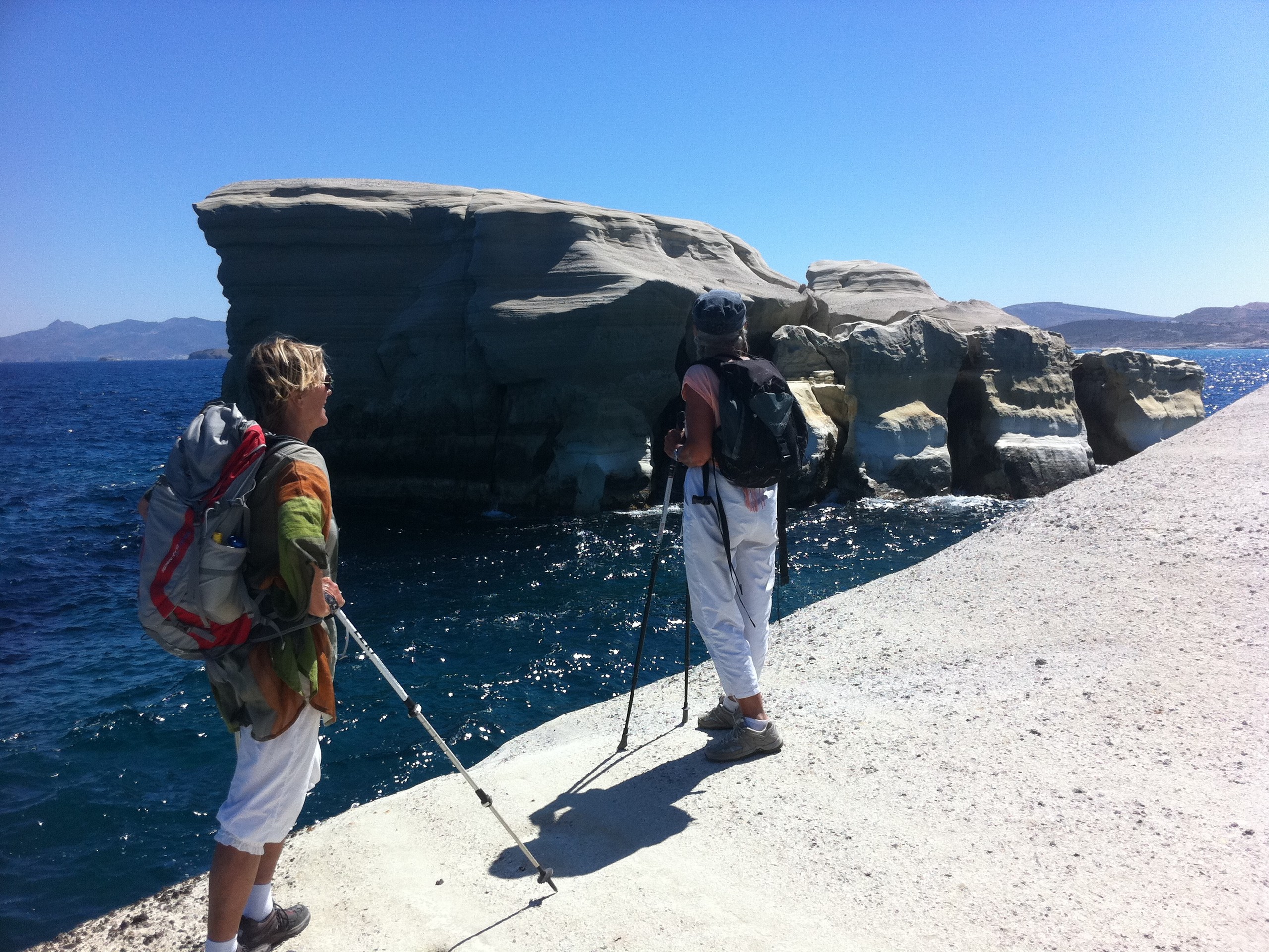 Hiking at the Sarakiniko cliff, Milos