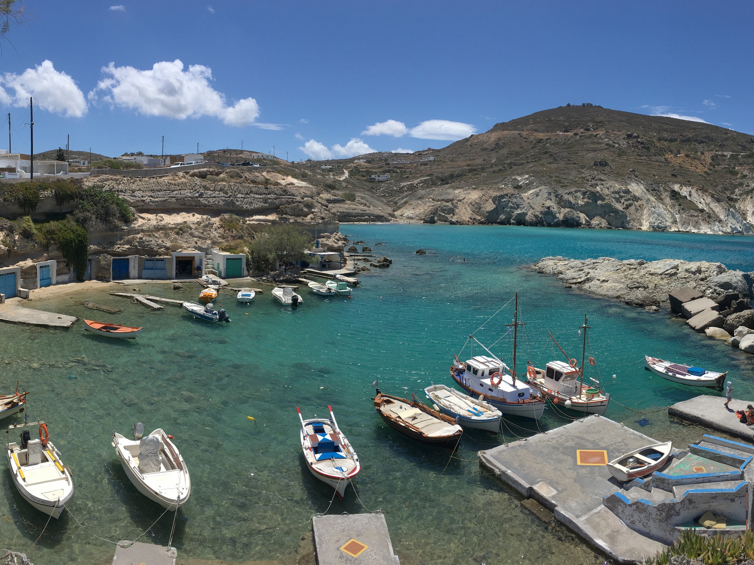 Mandrakia bay, Milos