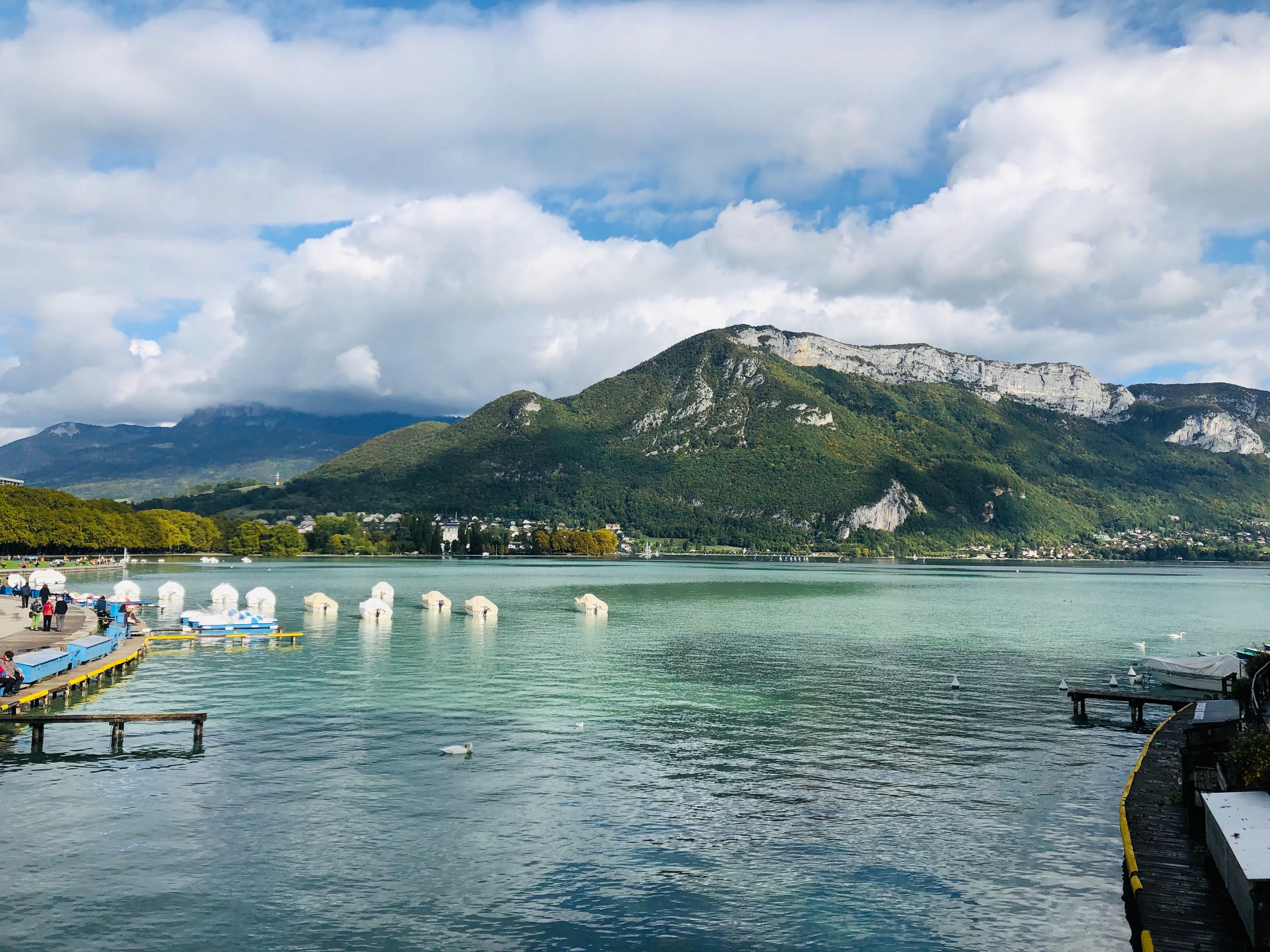 Annecy Lake - Alpes © Ita Ruza - unsplash