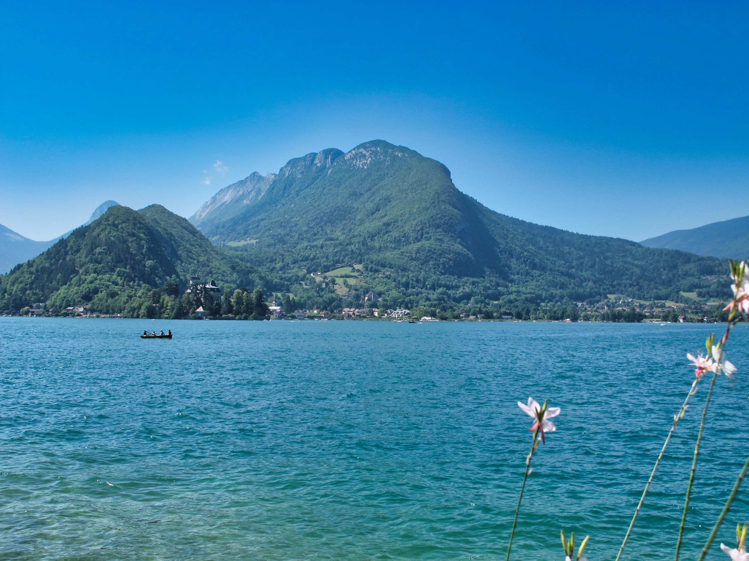 D6 - Annecy lake - Aravis - Alpes © Jean Claude Praire