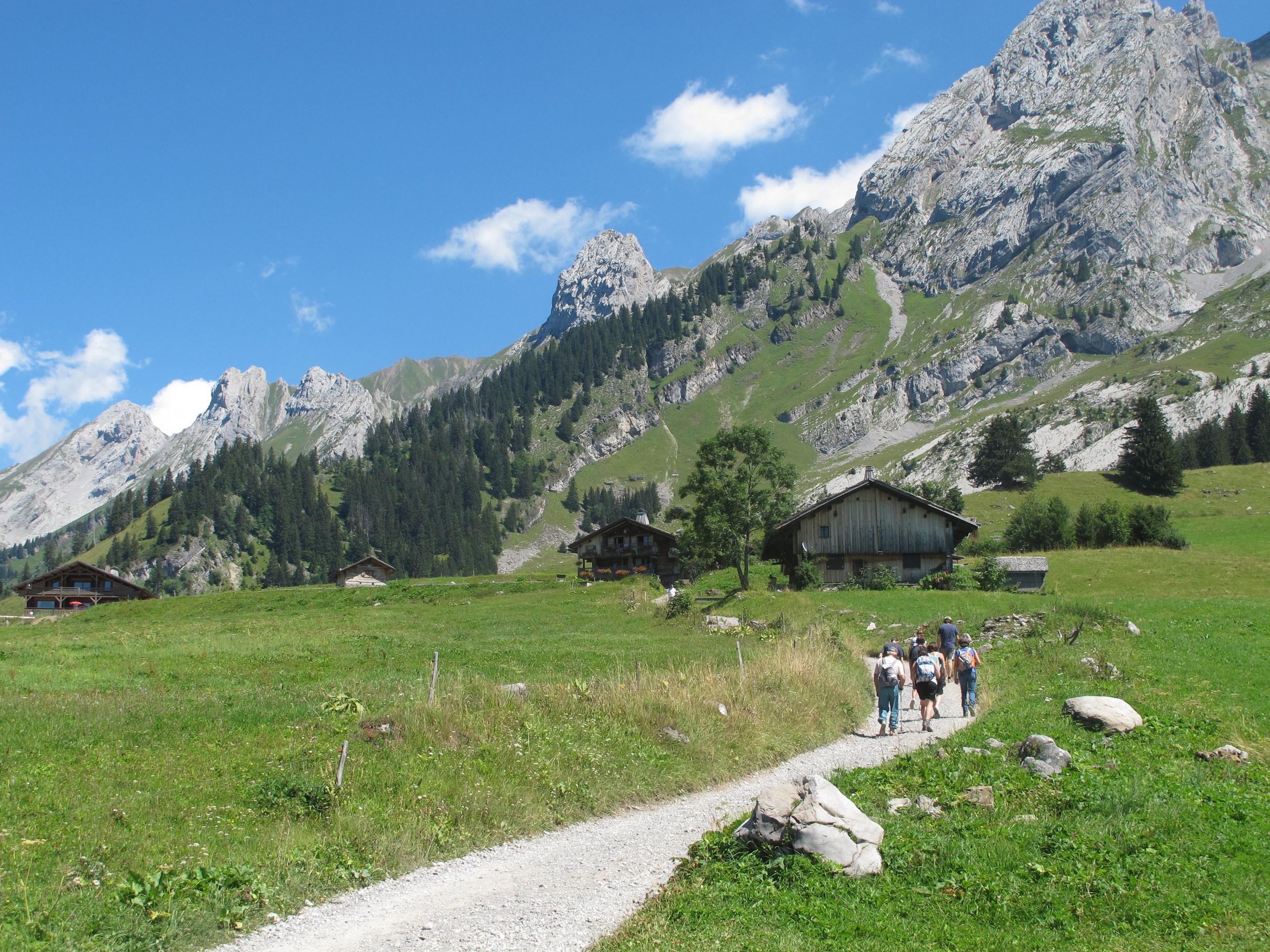 The Chemin des Alpages in La Clusaz © Jean-Claude Praire