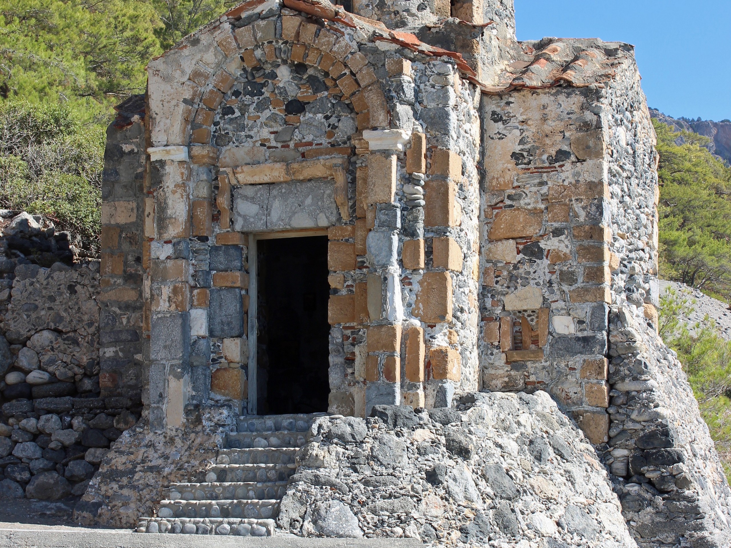 Church of Aghios Pavlos, Crete © WikimediaImages, Pixabay