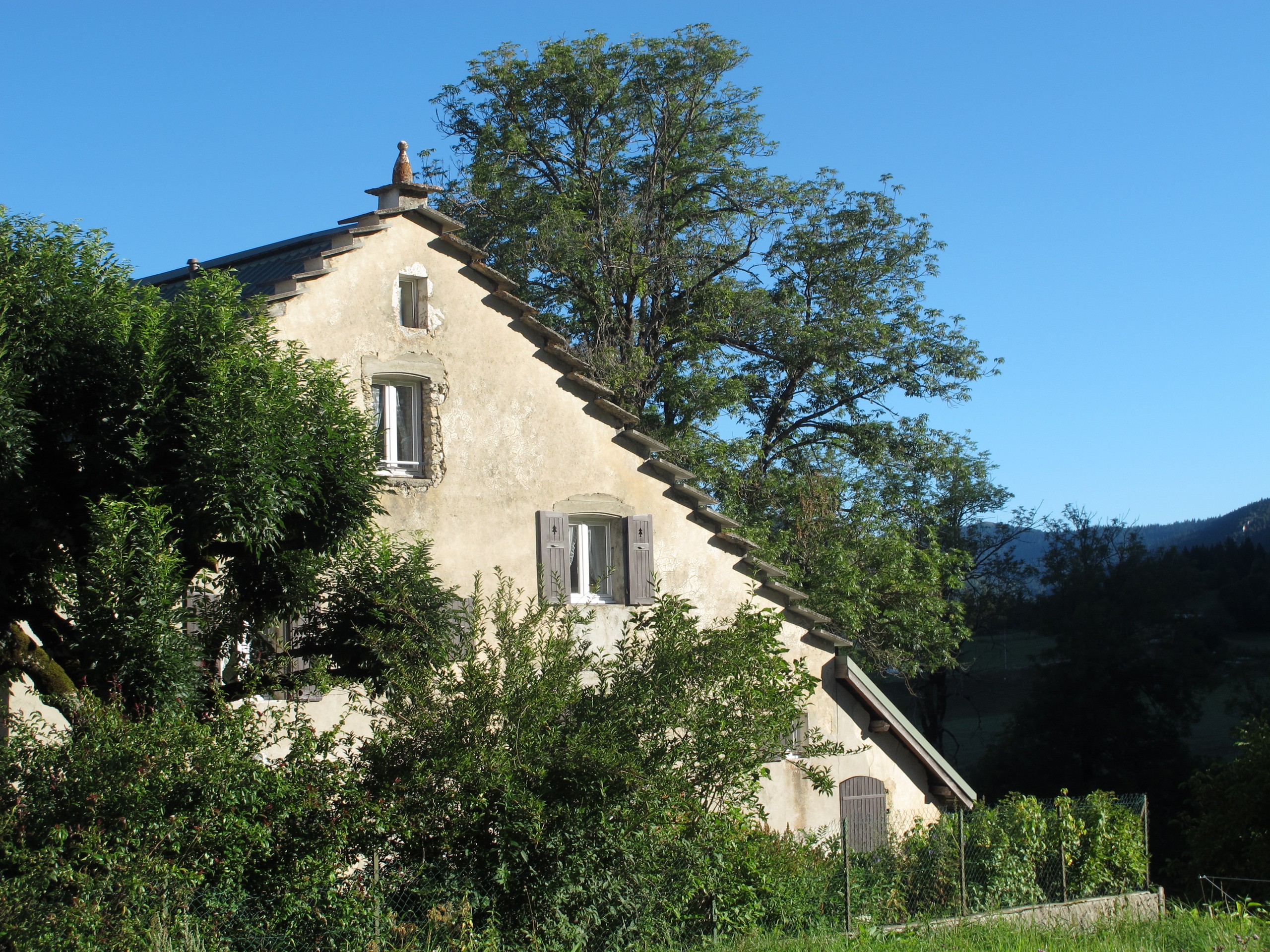 Architecture d'une maison du Vercors, à Autrans © Jean-Claude Praire