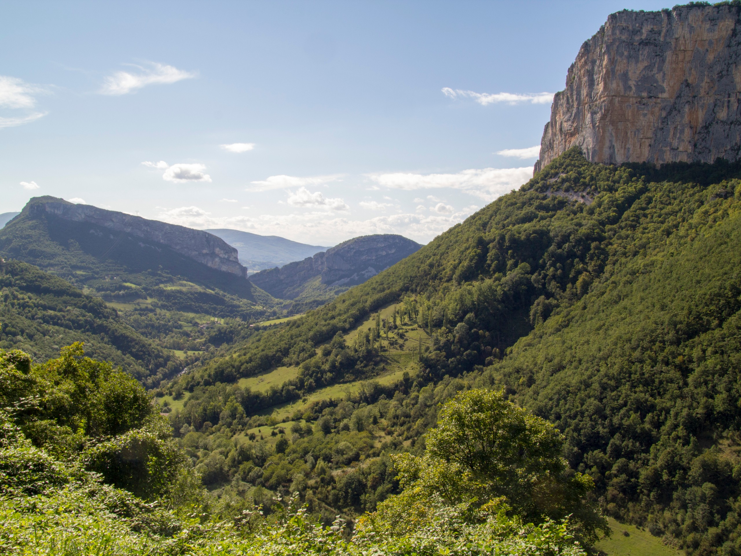 Vue sur le Vercors depuis les grottes de Choranche © Jean-Louis Billault