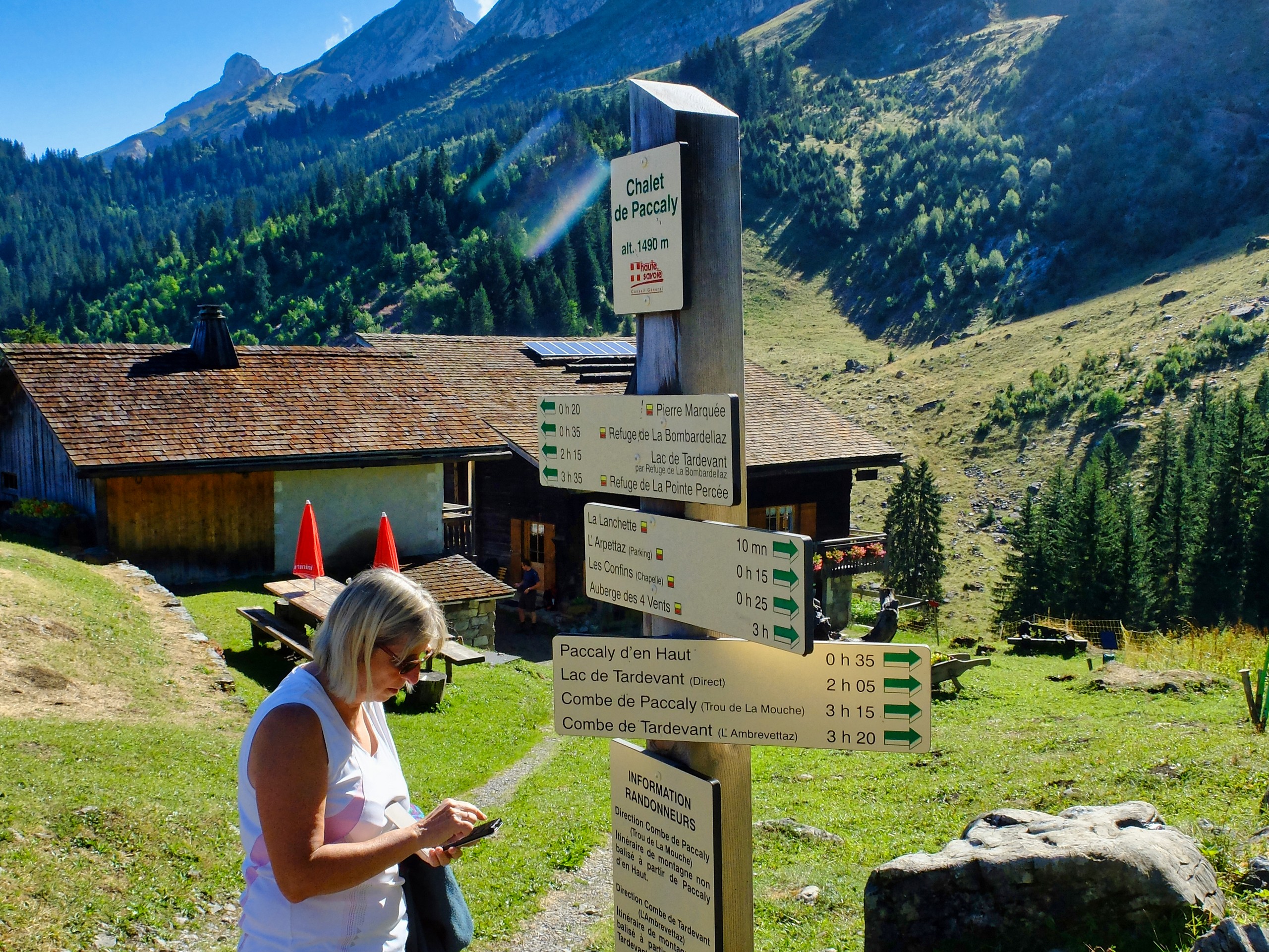 D3 - Hikers in the Confins - Paccaly's Chalet 3 - Aravis - Alpes © Thomas Praire