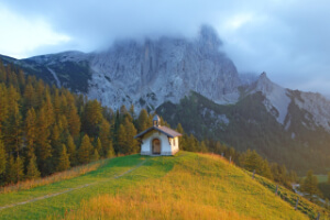 Garmisch to Innsbruck Trekking Tour
