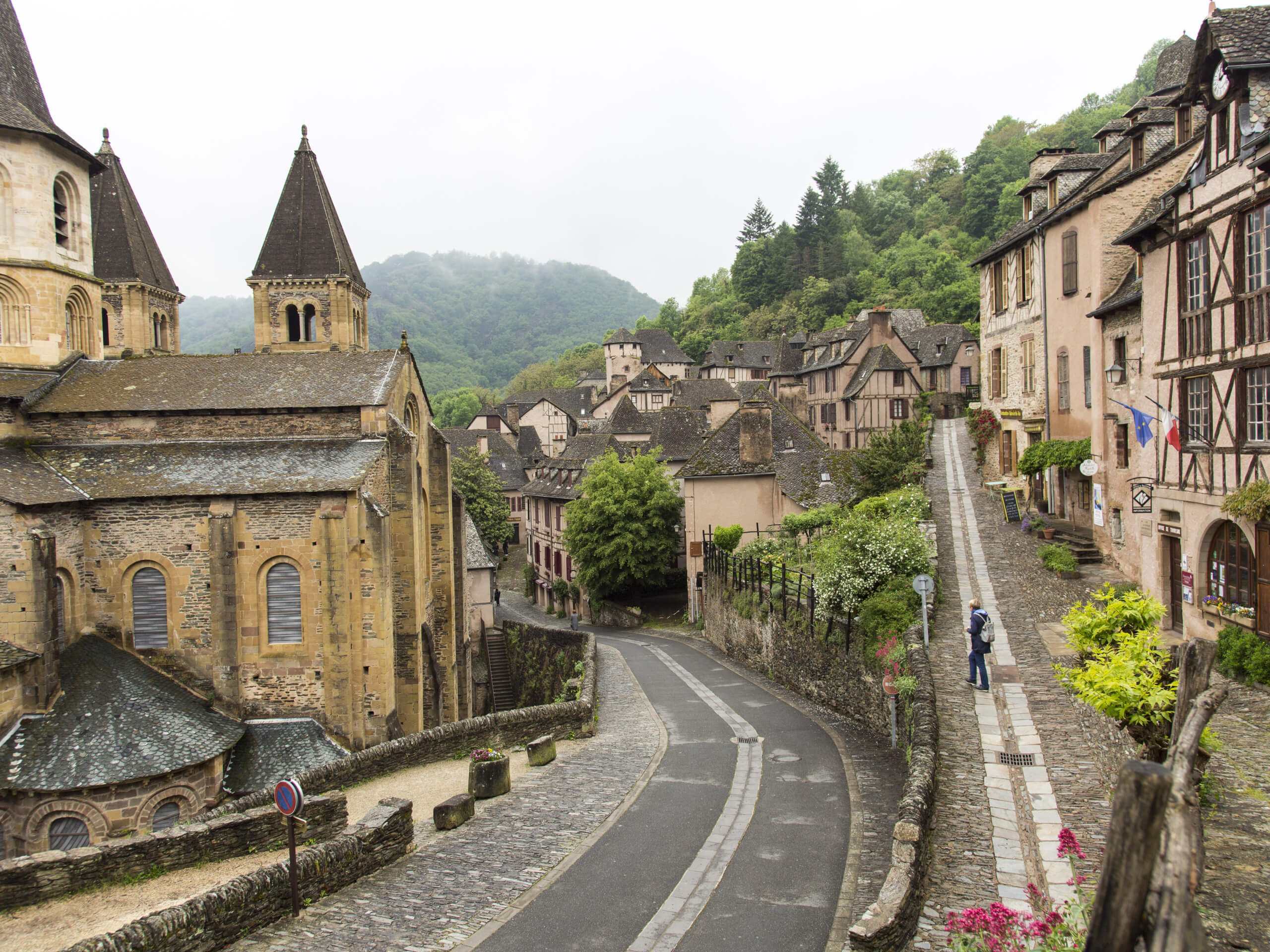 Cycle the Full Le Puy Camino-0
