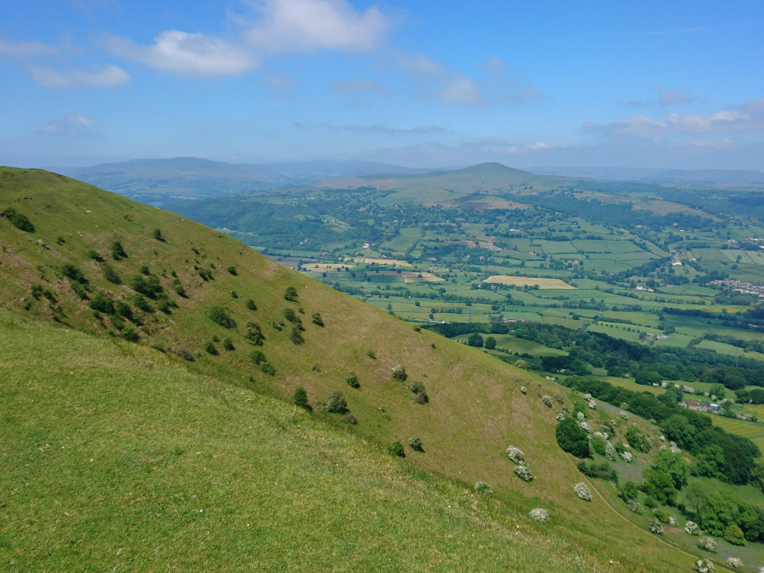 Three Castles of Wales Walking Tour-1