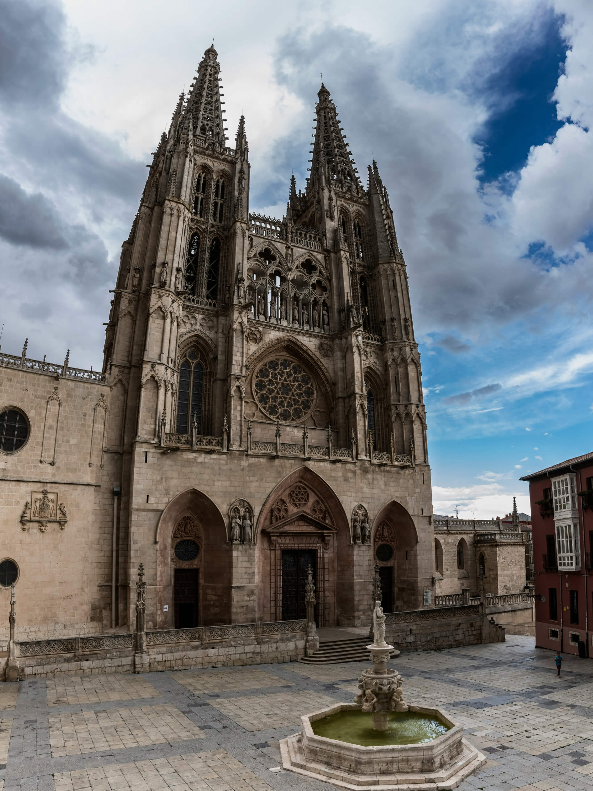 Cycling the French Camino from León to Santiago-1