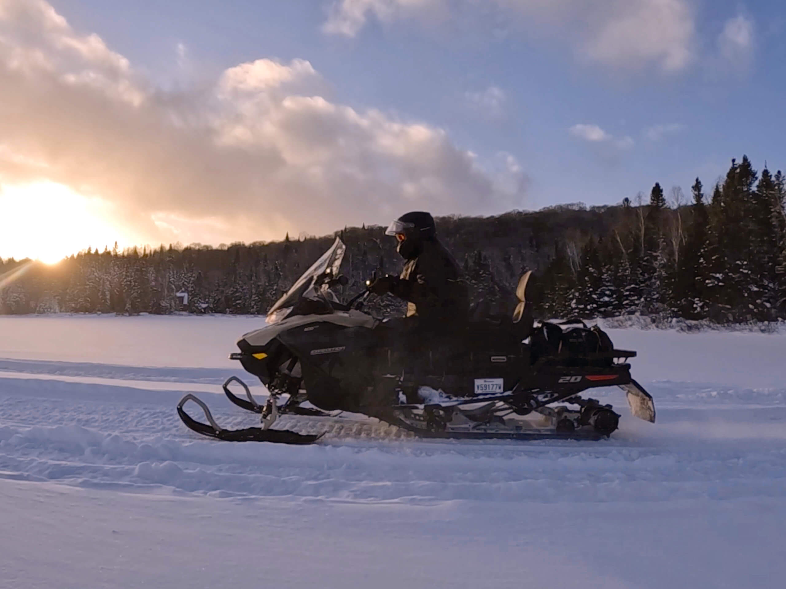 3-Day Snowmobile Tour in Laurentians-7